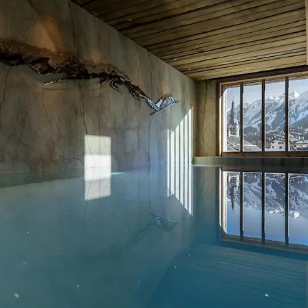 Hotel Chalet Haut De Gamme Au Coeur De La Clusaz